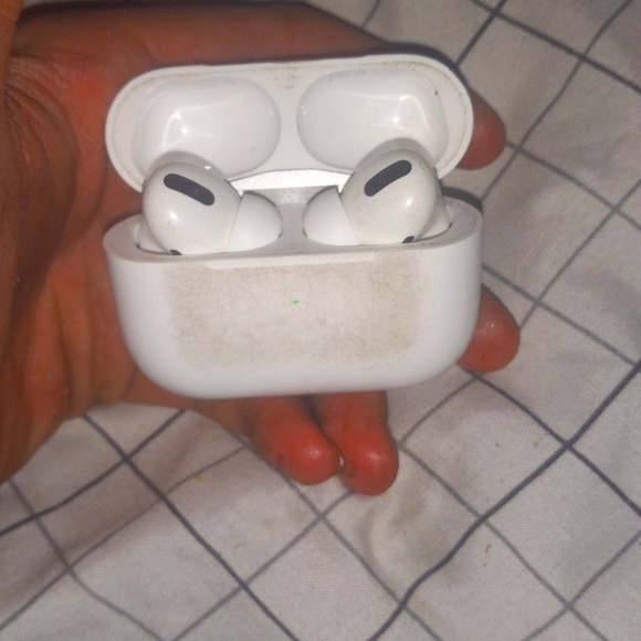Airpod pros